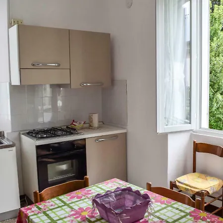 Apartment Locazione Turistica Tre Porte.1 *